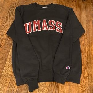 UMASS Champion crewneck